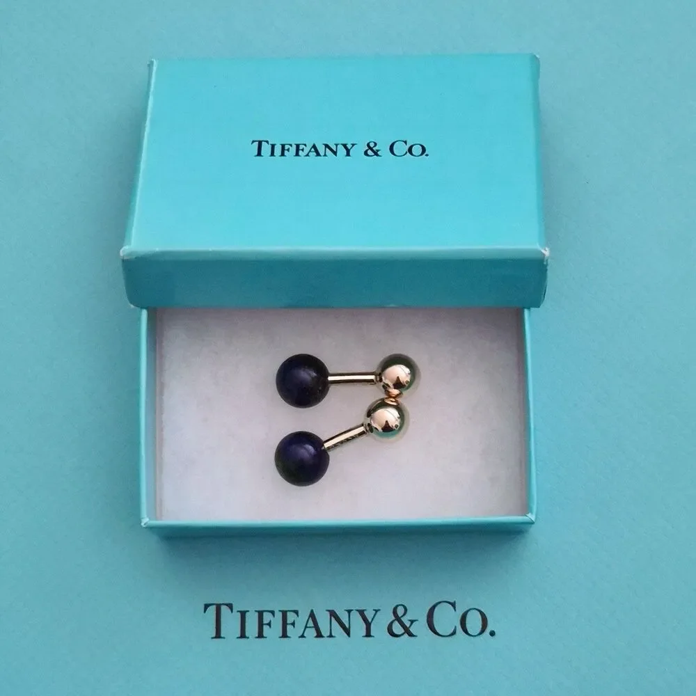 Tiffany & Co. 💖 firm